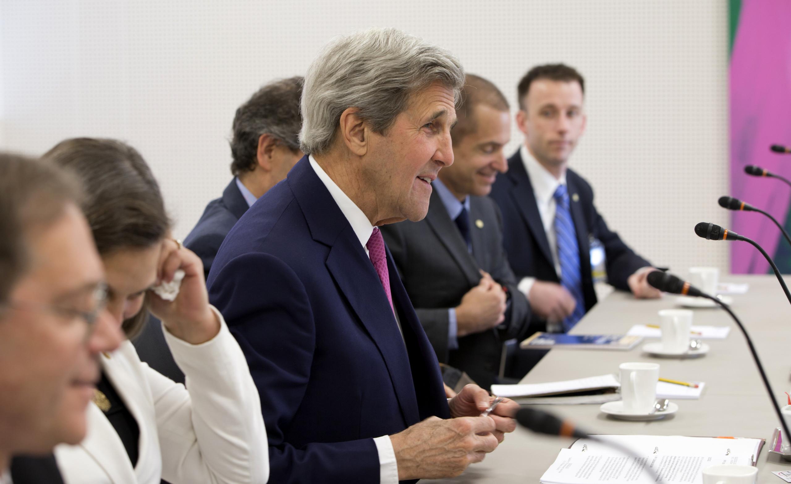 John Kerry, foreign ministers of Britain, France and Germany and EU foreign policy chief, said that Iran deserves the sanctions relief it’s due under last year’s landmark nuclear deal. 