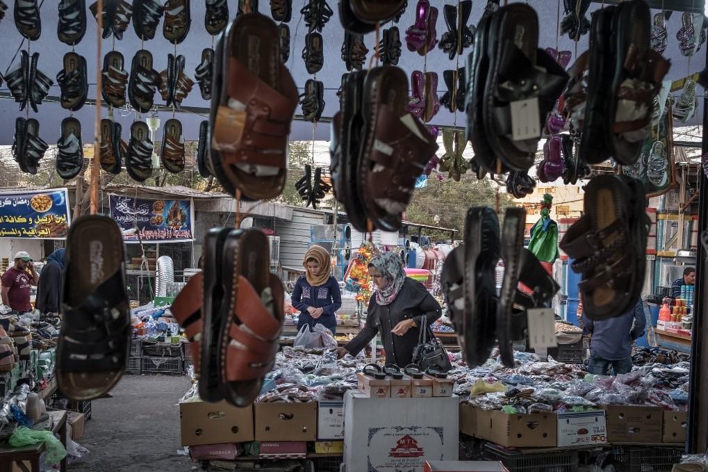 Markets in Bagdad are flooded with consumer goods from Iran. 