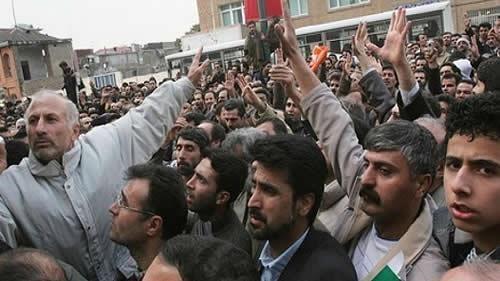 Haft-Tappeh employees' protest