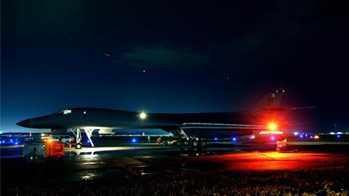 A US Air Force B-1B Lancer assigned to the 9th Expeditionary Bomb Squadron