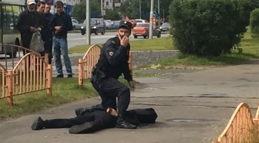 Knife attack in Russian city of Surgut, 7 injured, assailant killed by police