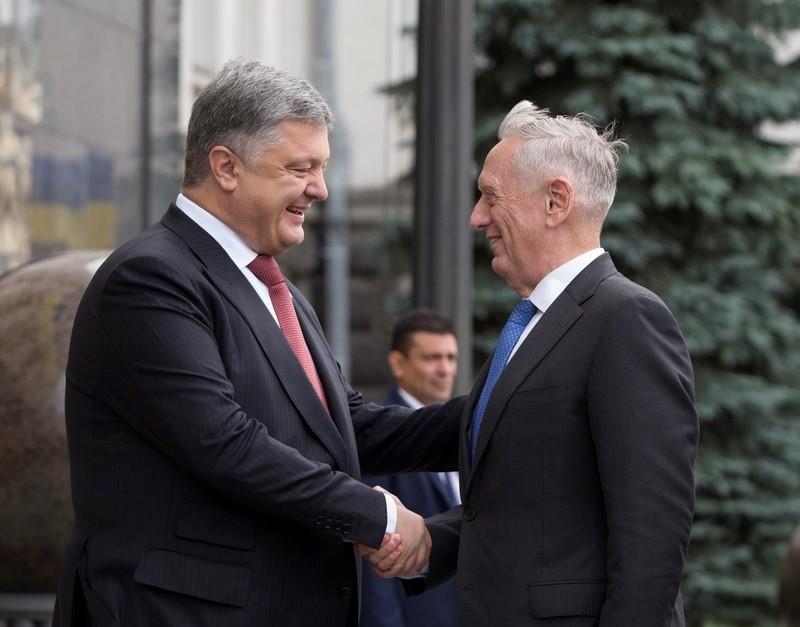 Defense Secretary Mattis promises support to Ukraine
