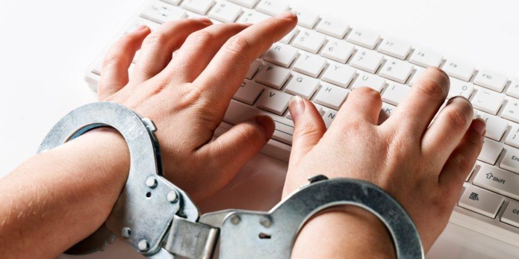  Iran is the leading country that blocks its citizens from accessing internet.