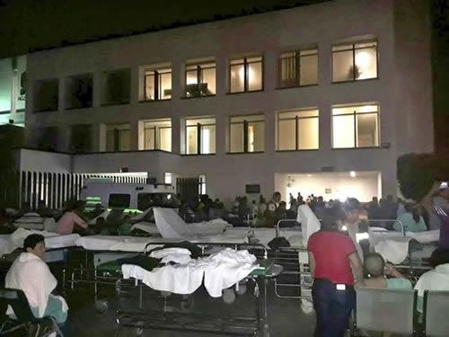 Hospital patients in Villahermosa were taken outside