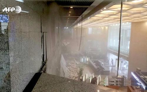 Floor at Indonesia's stock exchange collapses