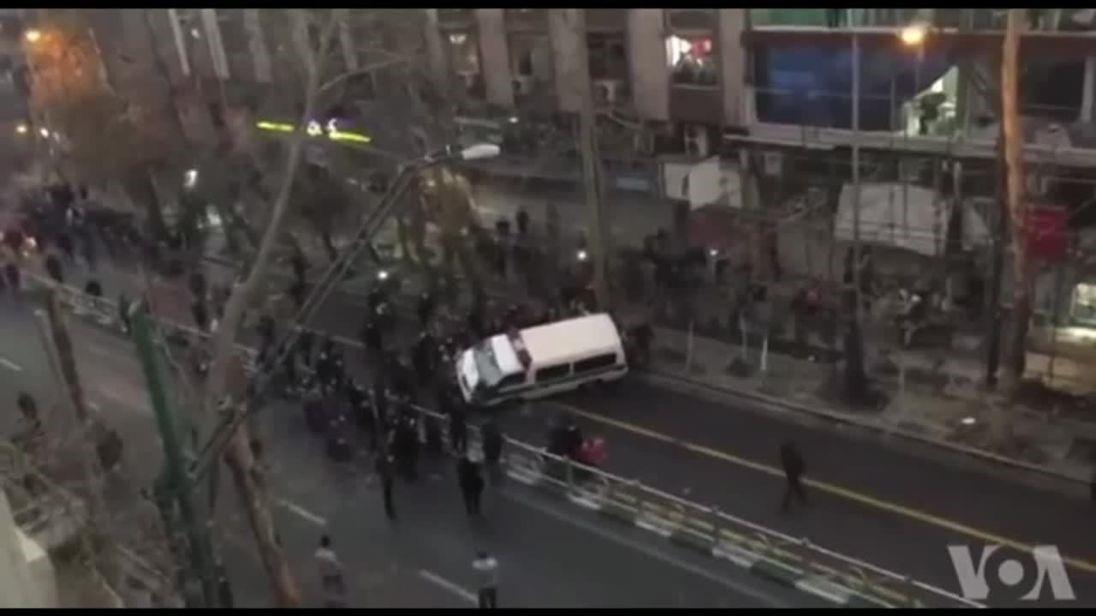 'Most violent' night of Iranian protests