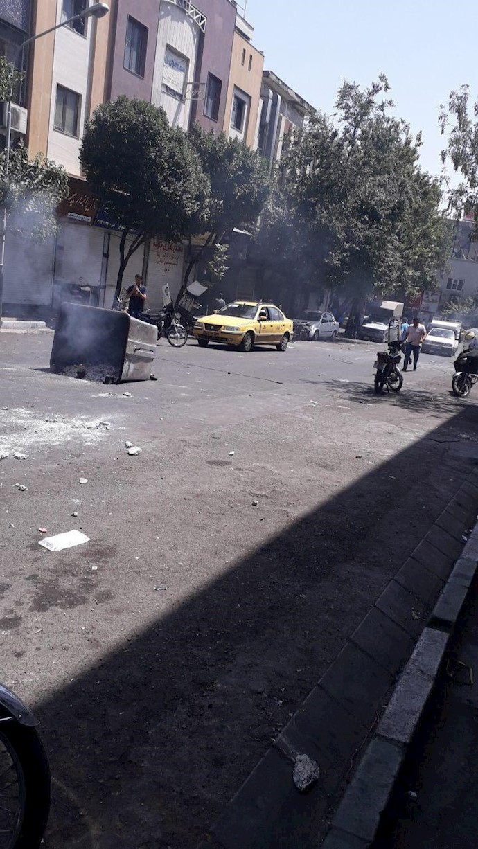 Images of protests & skirmishes in Tehran