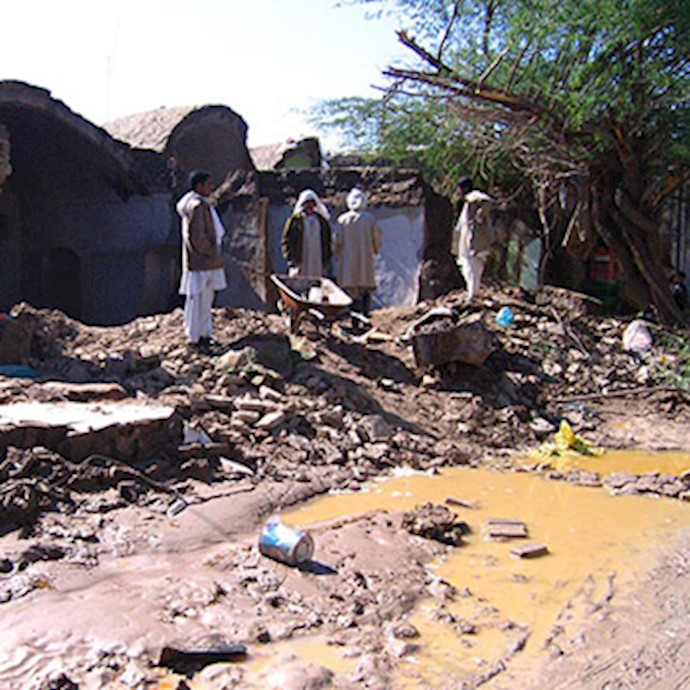 Flooded victims clashed with suppressive state agents in southeast Iran