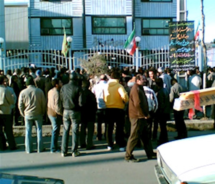 Angry people’s protest against the fuel crisis in several Northern Iranian cities