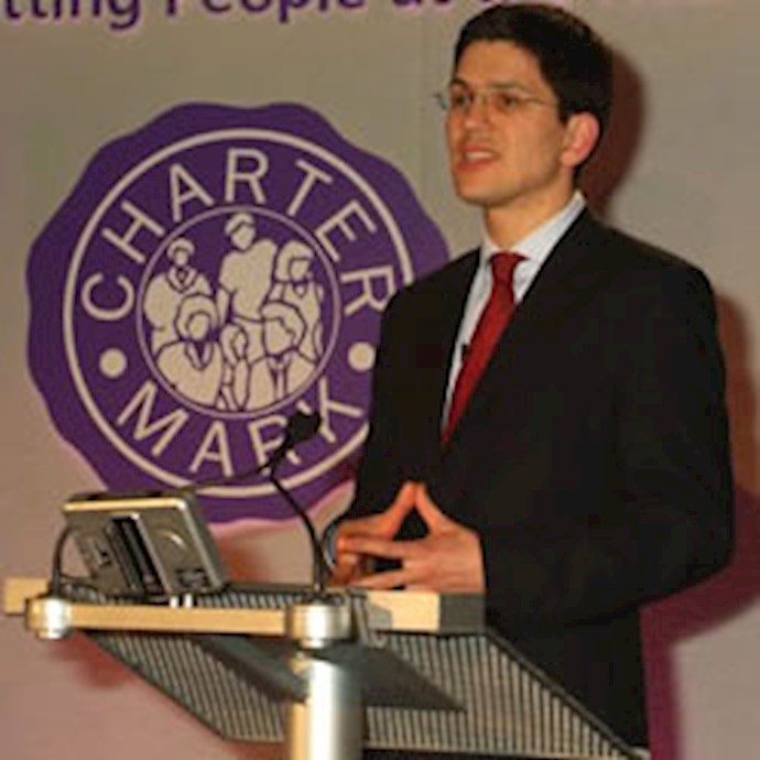 Miliband: Confrontation with international community will only further isolate Iran