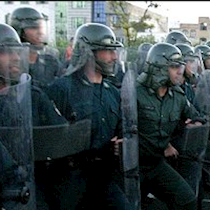 Using teargas to disperse the student demonstration Using teargas to disperse the student demonstration