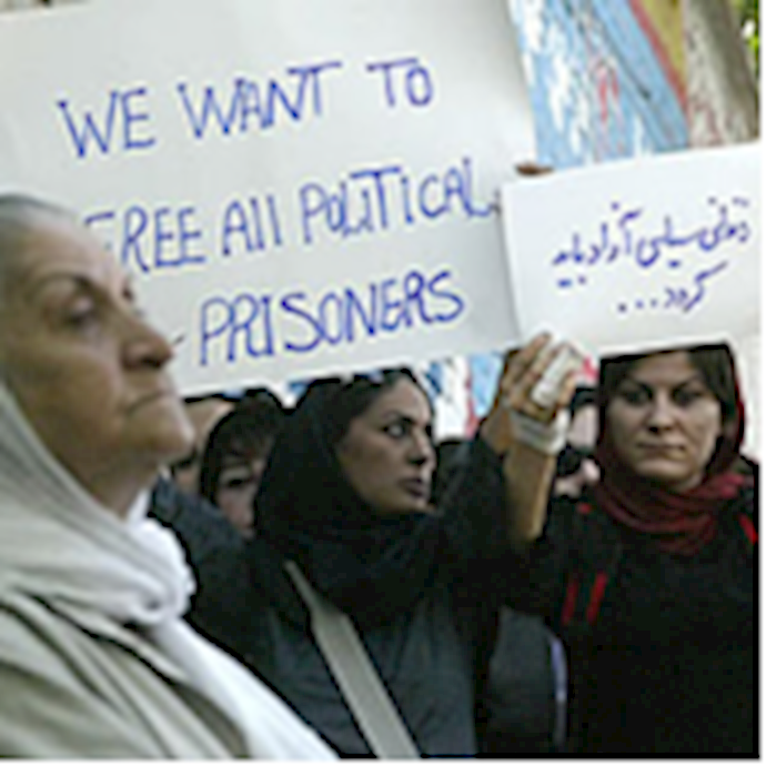 Orumieh hunger striker prisoners in critical condition after forty days