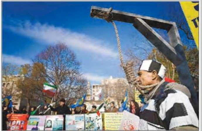 Advocates seek safety for Iranians in Iraq