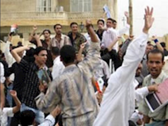 Anti-government demonstration in two northwestern Iranian cities