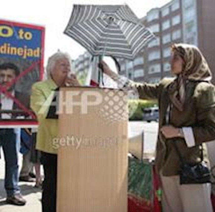Iranians demonstrate in London to denounce mullahs’ regime intimidation to block court verdict