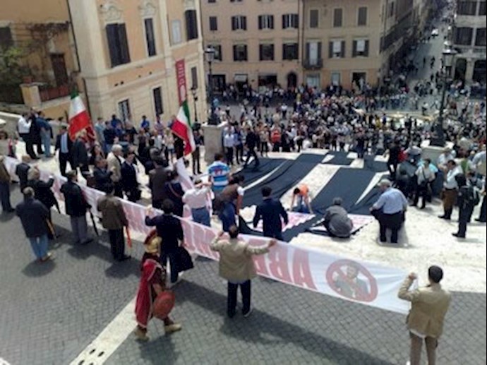 Iranians in Ottawa and Vancouver demonstrated against missile attack on Ashraf City by mullahs’ regime