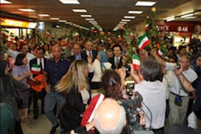 Maryam Rajavi Calls For Support Of The Iranian Resist