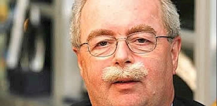 Total chief says too risky to invest in Iran