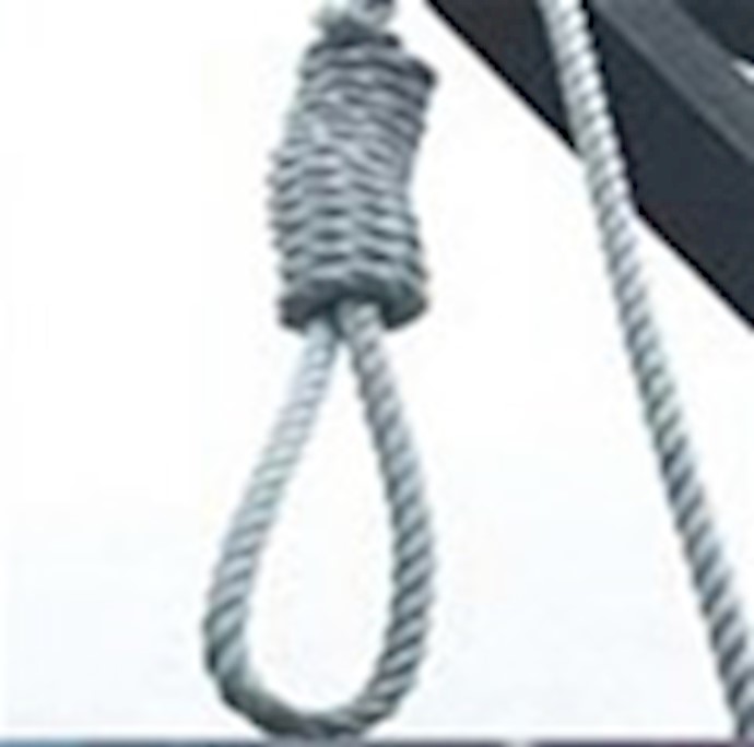 Desperate prisoner commits suicide; three prisoners sentenced to death