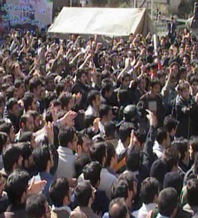 Iran: 410 anti-government protests in one month