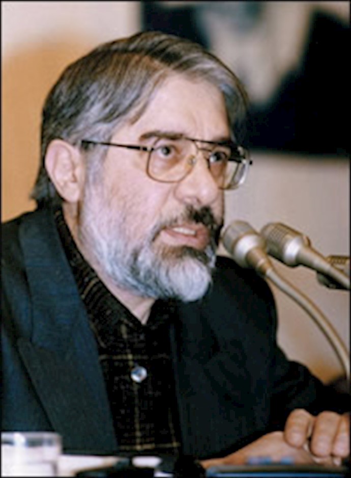 Moussavi insists on continuing nuclear program