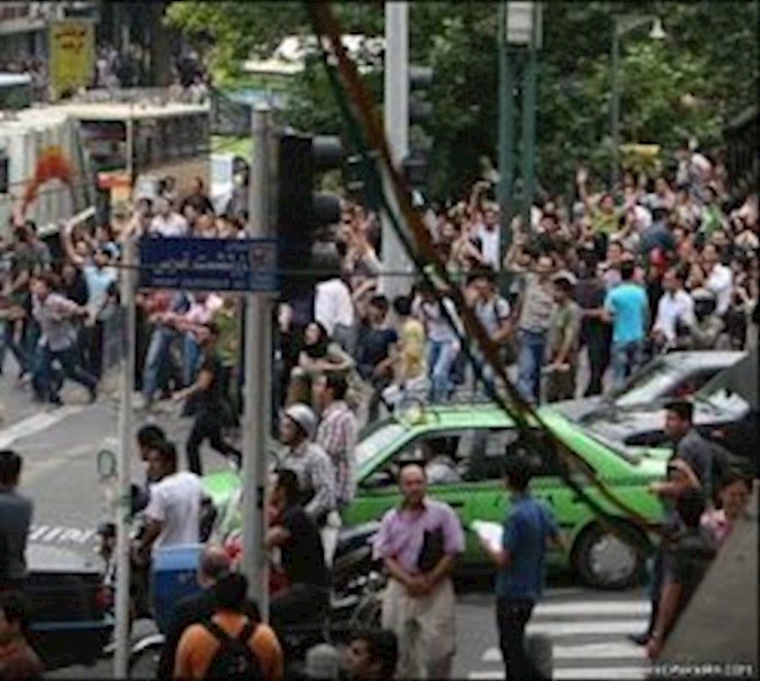 Tense situation in Tehran streets as uprising continues Tense situation in Tehran streets as uprising continues