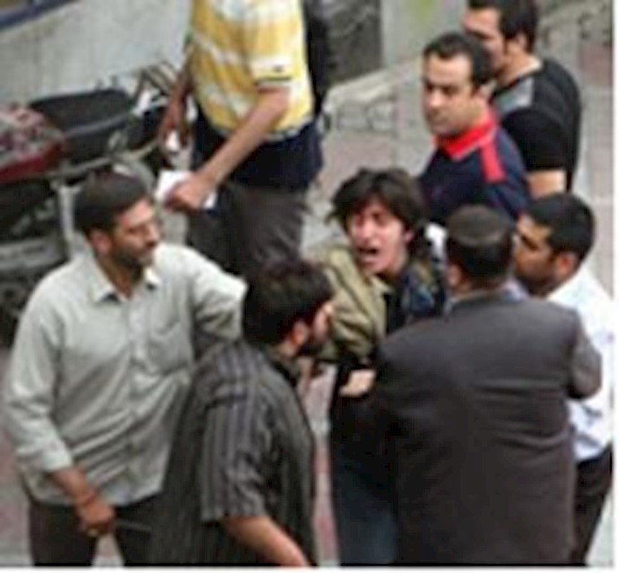 Plainclothes agents prevent Bazaar merchants from going on strike