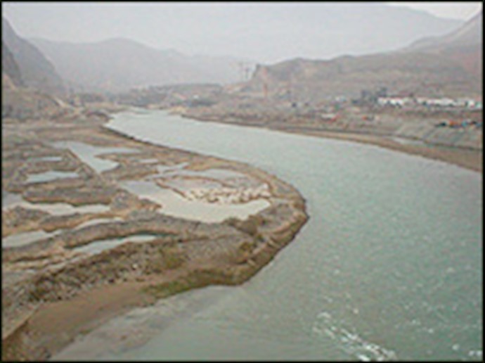 Iraqi lawmaker calls on Iran to open key waterway