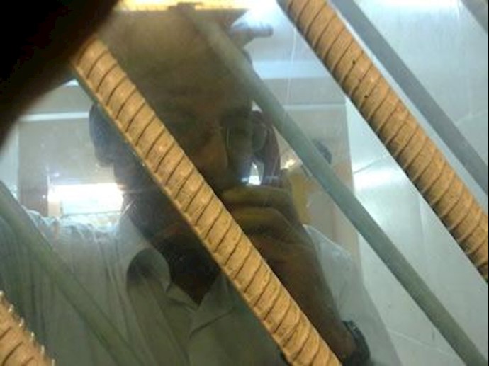 Regime punishes political prisoners for holding memorial for Ali Saremi(Sarami)