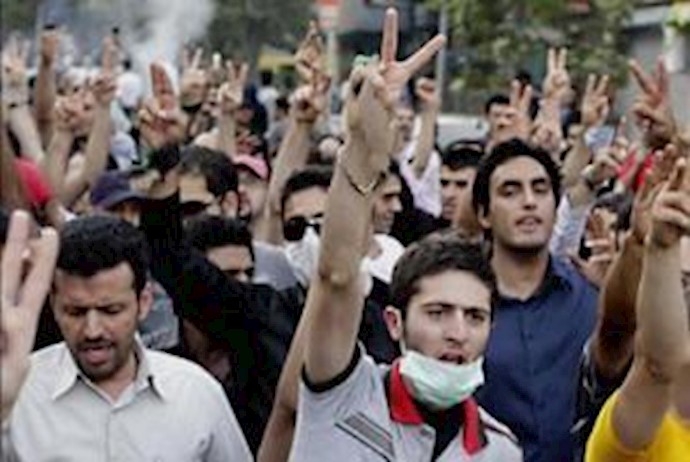 Iranian dissidents want regime change