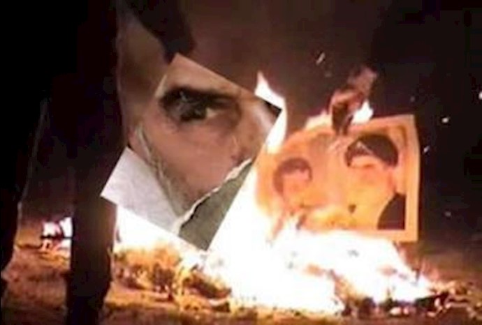 Iran: Removal of posters of Khomeini، Khamenei and Ahmadinejad from public places