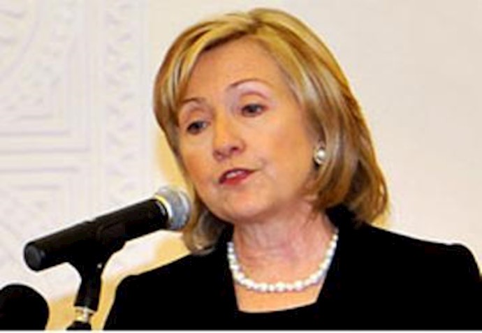 Clinton: Iran Heads Toward Military Dictatorship