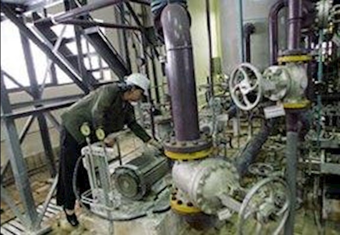 Even Without U. N. Sanctions, Economic Heat on Iran Grows