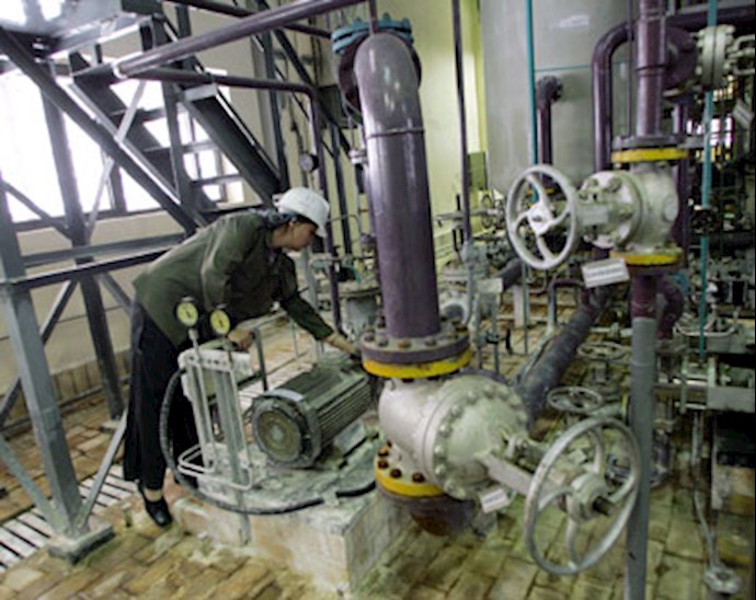 US seeks Iran sanctions on energy, shipping, arms and Revolutionary Guard