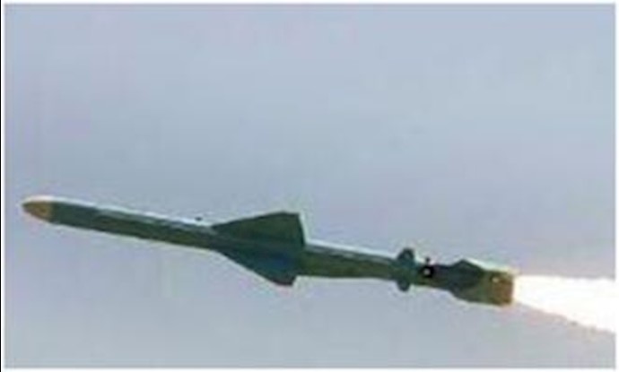 Iran tests missiles as MP boasts of ability to sink US warships