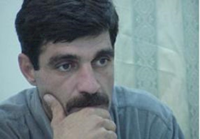 Renowned political prisoner defies mullahs’ intimidation, honors his inmates hanged on Sunday