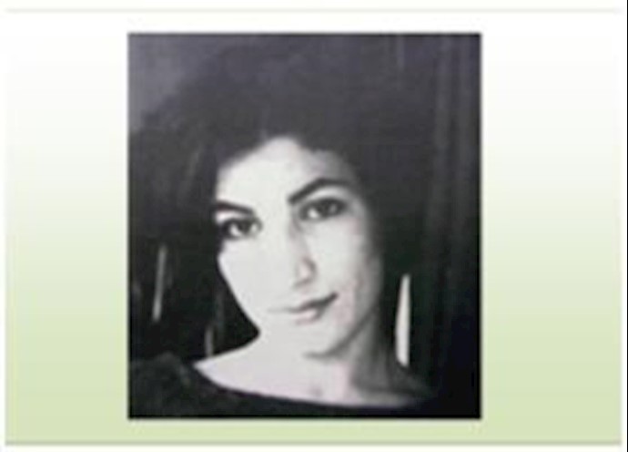 Iran’s celebrated poetess banned from book fair: report