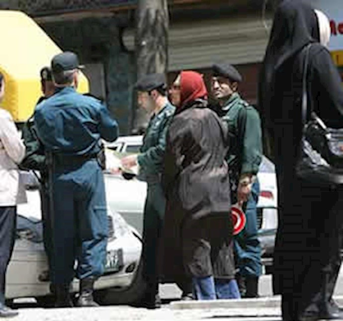 Tehran prayer leader urges crackdown on dress code