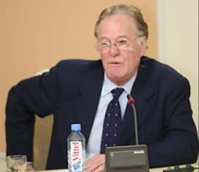 Iran sanctions call over sentences