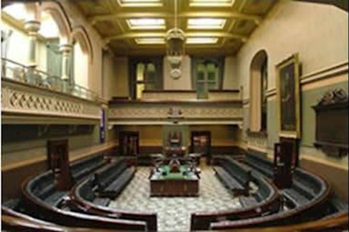 Australia announces new sanctions on Iran