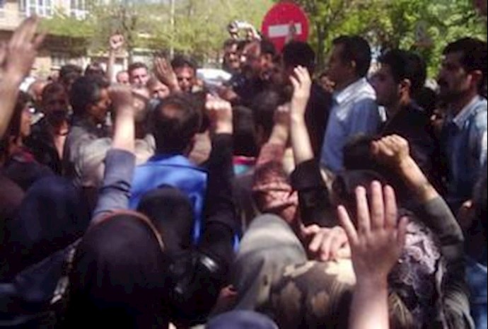 Iran: Anti-regime protests on the brink of anniversary of uprising
