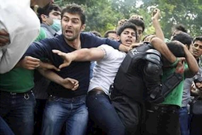 As protests persist, security and demonstrators clash in Iran