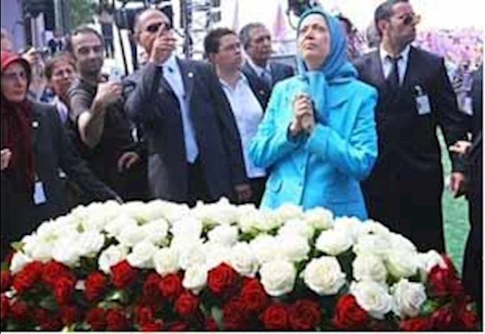 Iranian exiles demand tougher sanctions on Tehran