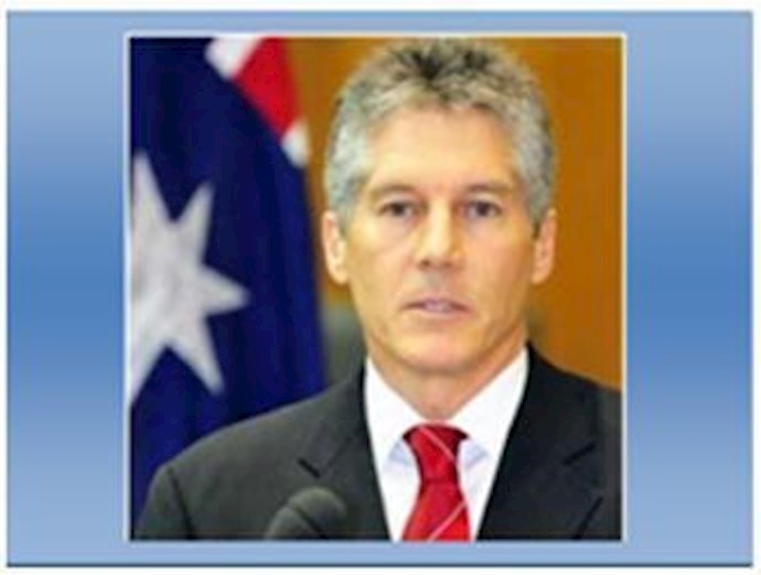 Australia tightens sanctions on Iran