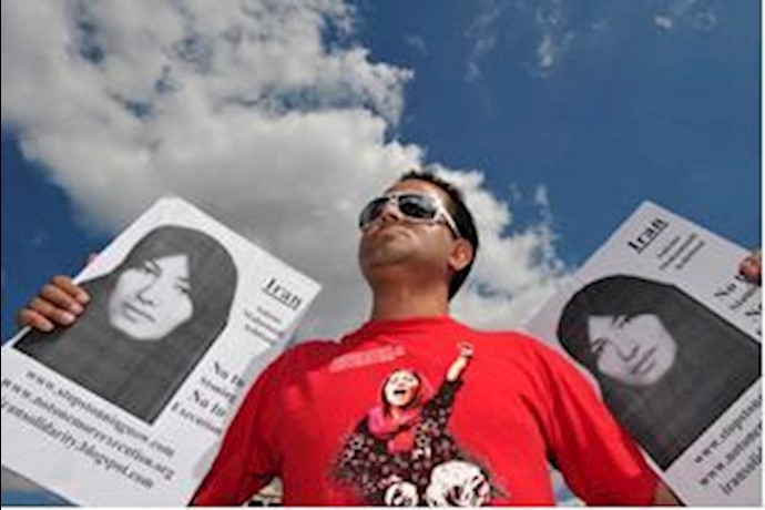 French rally to show support for Iran stoning mother