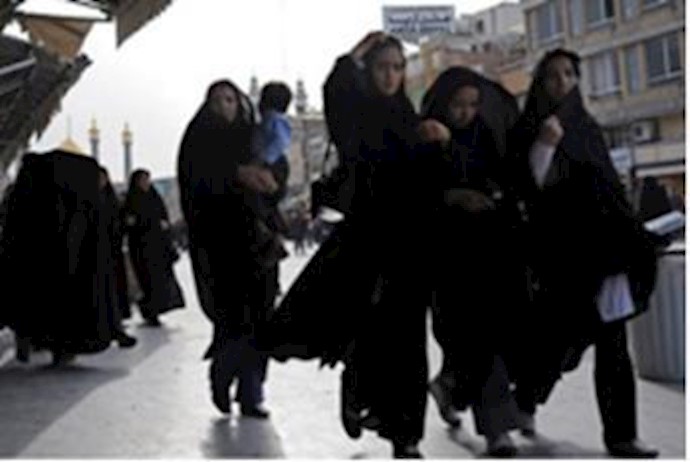 Women soccer fans in Iran may be banned from live broadcasts
