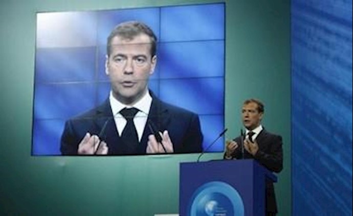 Russia’s Medvedev tells Assad to reform or leave