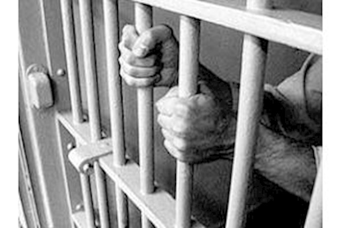 Iranian regime’s henchmen attack home of political prisoner Reza Joshan
