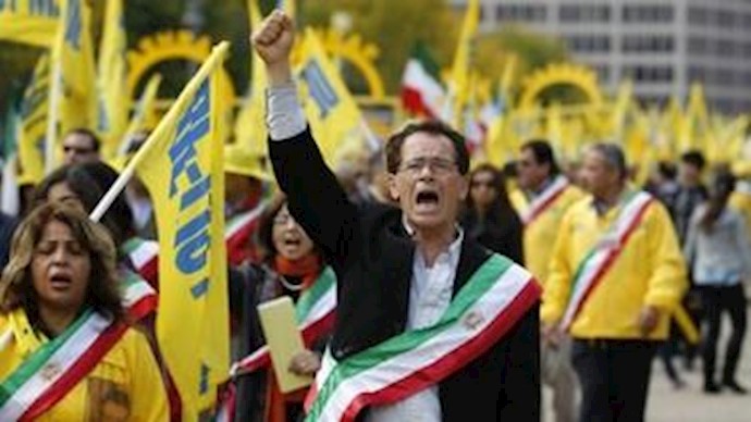 Hundreds of people rallied, demanding that an Iranian opposition group, Mujahedin-e Khalq (MEK) be removed from a U.S. terror list