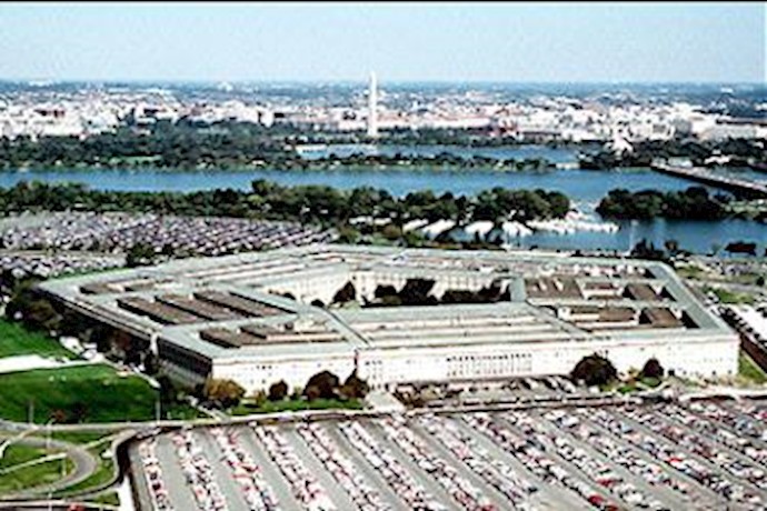 US warns Iran not to block Strait of Hormuz